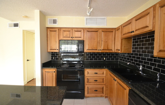 1 bed, 1 bath, $1,375, Unit # 204