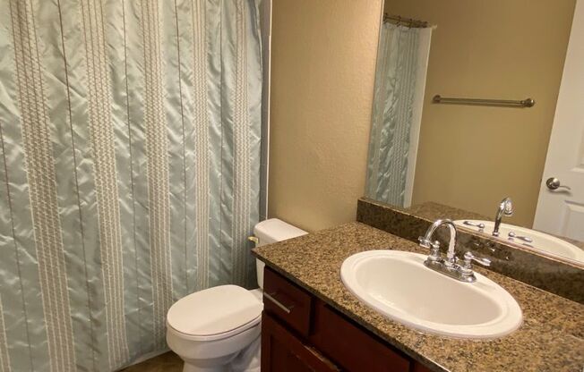 2 beds, 2 baths, $1,395, Unit APARTMENT 222