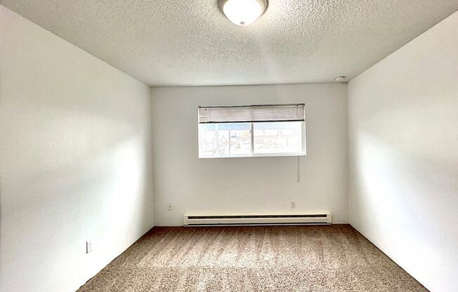 1 bed, 1 bath, 655 sqft, $1,033, Unit A3