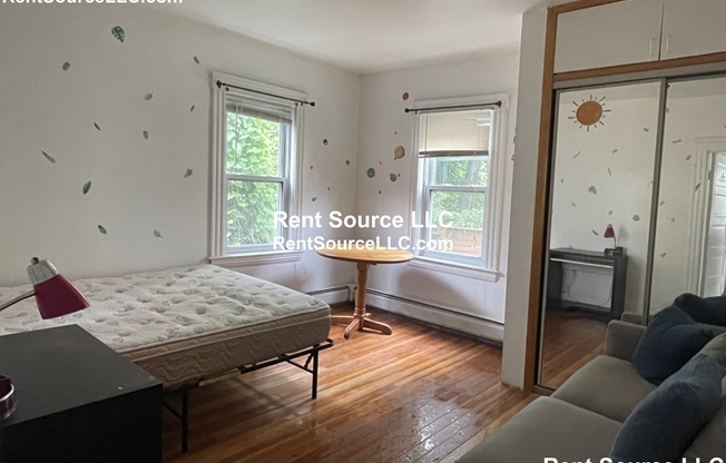 2 beds, 1 bath, 983 sqft, $2,500, Unit 1