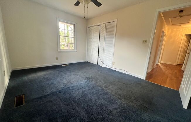 3 beds, 1 bath, $1,200