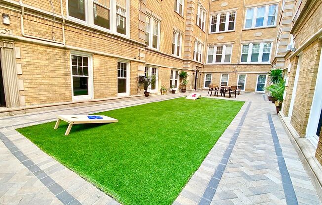 2 beds, 1 bath, 569 sqft, $2,250, Unit 1110-2nd Floor