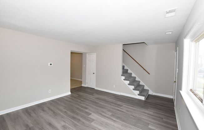 3 Bedroom 1.5 bathrooms