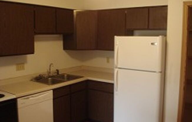 2 beds, 1 bath, $850, Unit 2831 #08