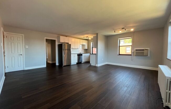 3 beds, 1 bath, 1,000 sqft, $2,190, Unit 6236 Fifth Ave. #306C