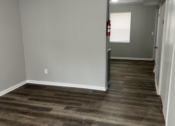 415 N 18 ST