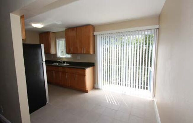 3809 Maybelle Avenue