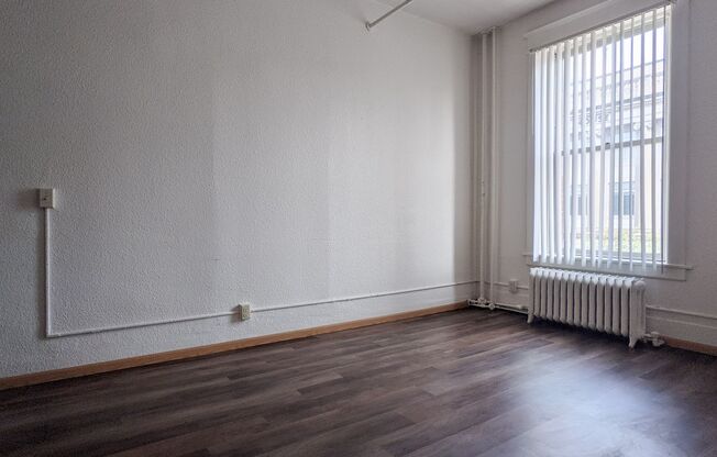 2 beds, 1 bath, 570 sqft, $695, Unit 229
