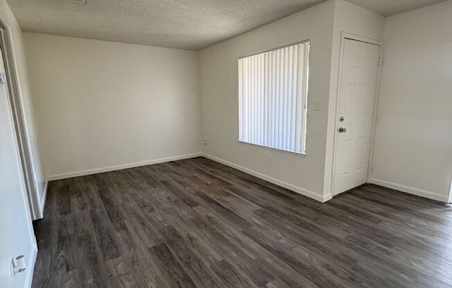 Studio, 1 bath, 436 sqft, $1,225, Unit 21