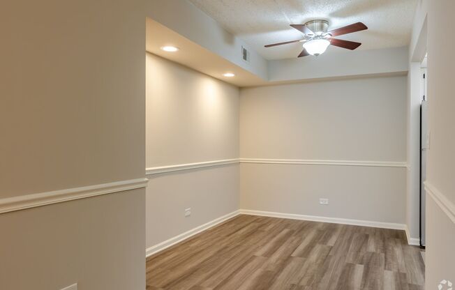 3 beds, 2 baths, 1,225 sqft, $2,725, Unit 111-301