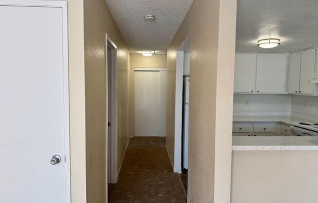 1 bed, 1 bath, 691 sqft, $2,050, Unit 52