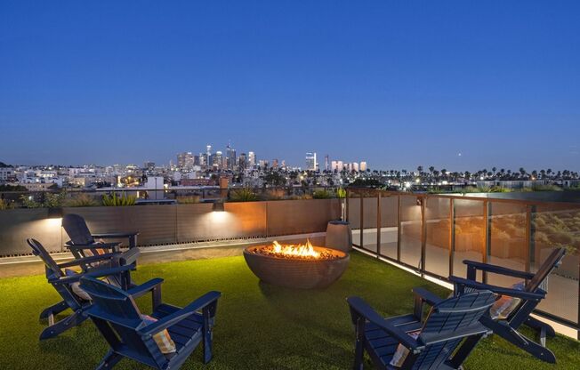 1 bed, 1 bath, 584 sqft, $2,350, Unit 312