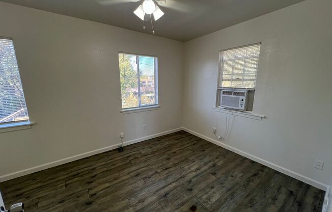 1 bed, 1 bath, 331 sqft, $925, Unit 13229 Le Grand Rd. #B