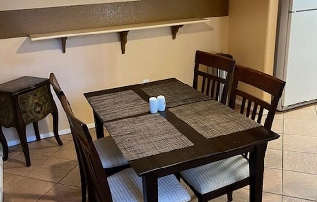 1 bed, 1 bath, $1,600