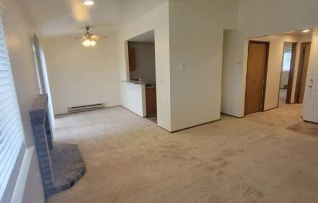 1 bed, 1 bath, 724 sqft, $1,525, Unit 1334