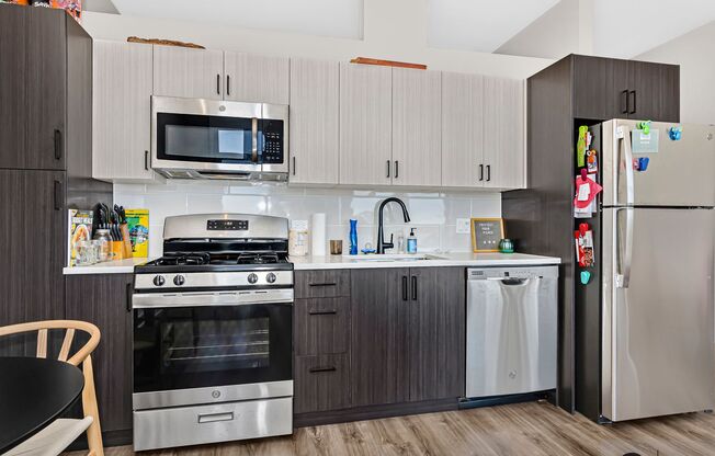 1 bed, 1 bath, 813 sqft, $2,299, Unit 306