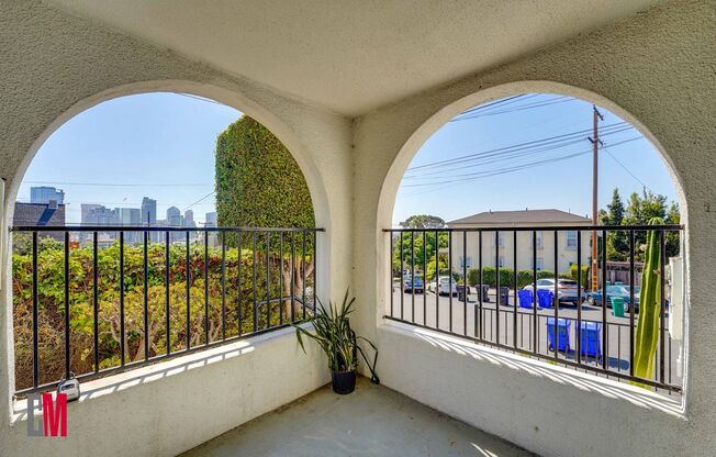 2 beds, 1 bath, $2,995, Unit 2121