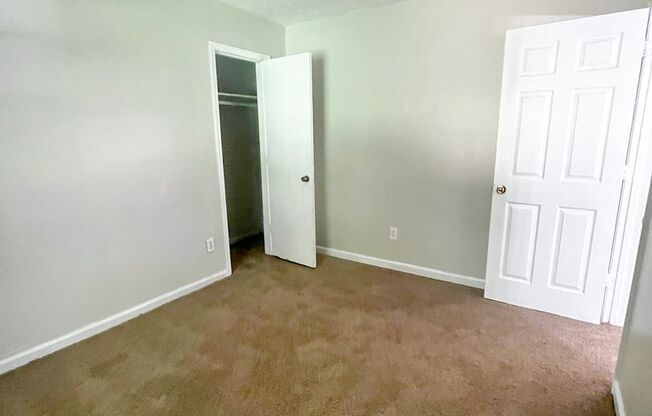 3 beds, 1 bath, $1,500