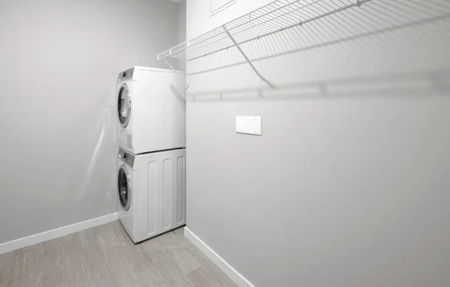 2 beds, 1 bath, 719 sqft, $2,099, Unit 210