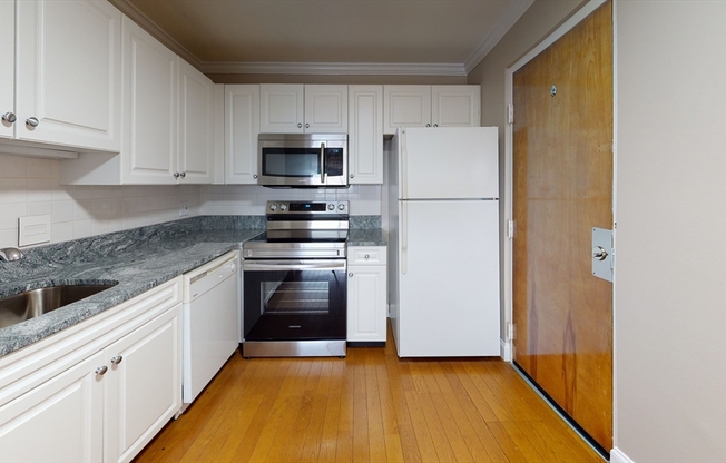 326 Broadway Apt. 21