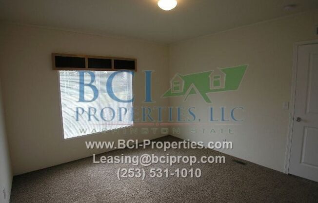 Welcome Home to Evergreen Place Condominium 3bed/2ba available for immediate move in