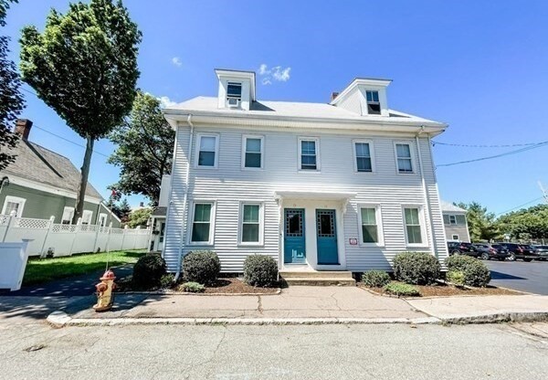 11 QUINCY ST