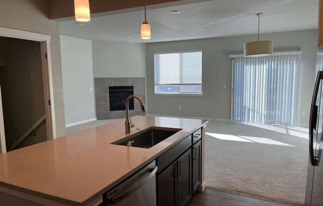 Beautiful 3 Bedroom Home for Rent on Carvel Grove