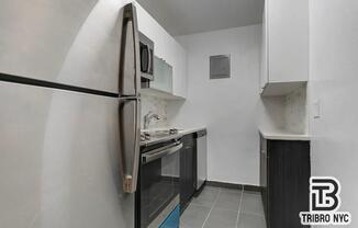 139 E 27th St