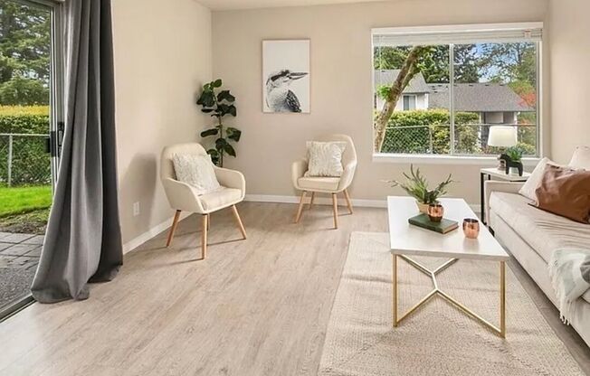 Condo Near Sea-Tac (2 weeks free rent)