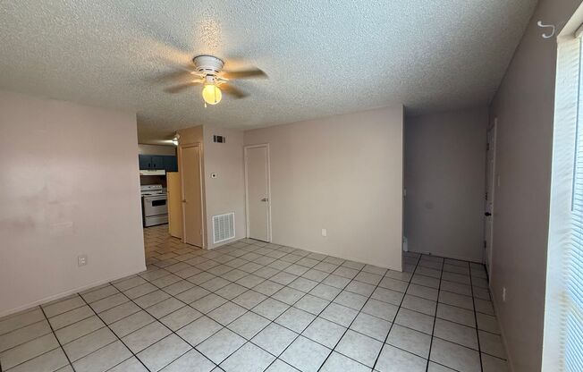 2 beds, 1.5 baths, 1,100 sqft, $930, Unit 8835-B