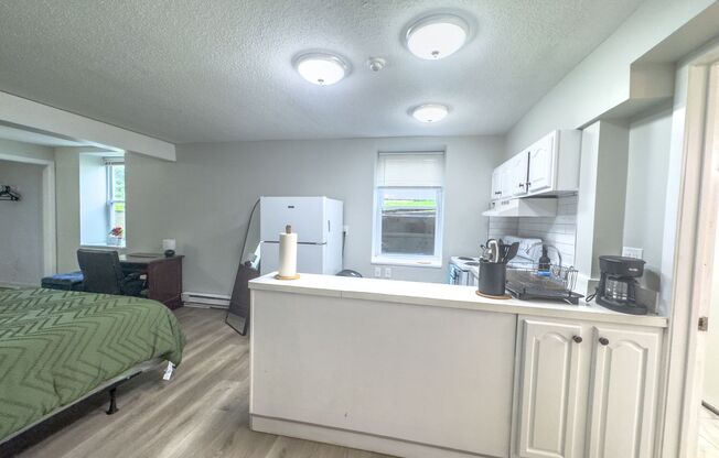 Studio, 1 bath, $1,500, Unit Unit 1B