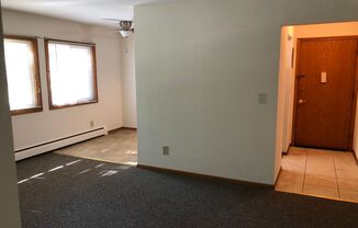 1 bed, 1 bath, 800 sqft, $1,150, Unit 9