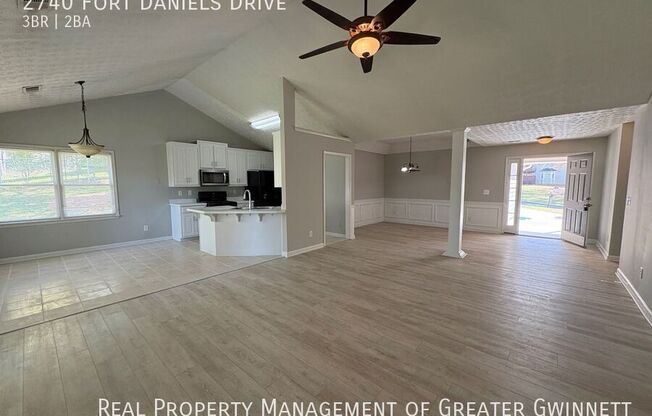 2740 FT DANIELS DR