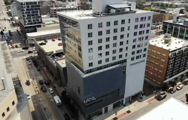 2 beds, 2 baths, 1,072 sqft, $2,300, Unit 803