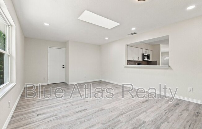 6008 GOLDEN GATE DR