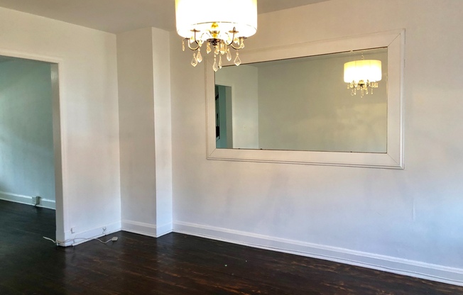 Updated 3 Bedroom Townhome - Edmondson/Hunting Ridge