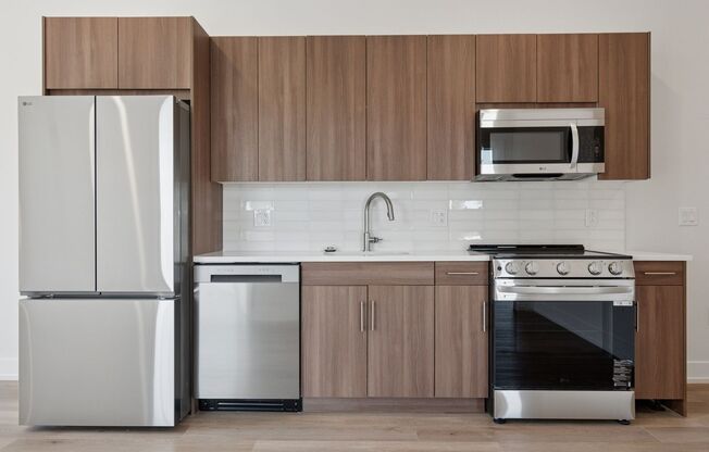 2 beds, 2 baths, 839 sqft, $2,385, Unit Unit 608