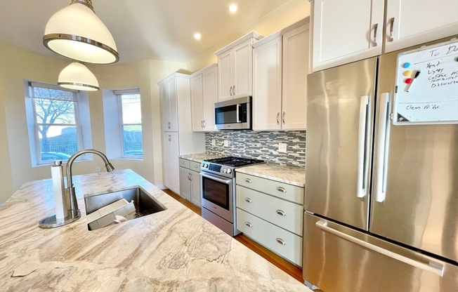 3 beds, 3.5 baths, 1,770 sqft, $5,400, Unit 1