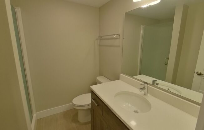 2 beds, 2 baths, $1,790, Unit 6