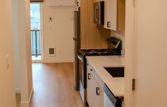 1 bed, 1 bath, $1,829, Unit 205