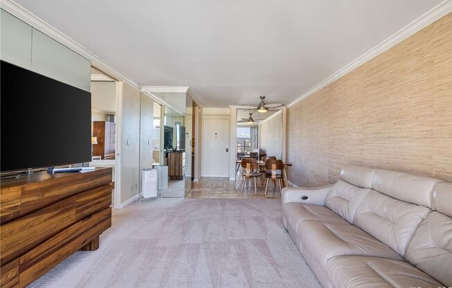 1 bed, 1 bath, $2,700, Unit APARTMENT 3108