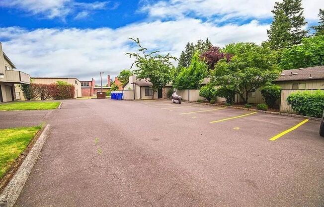 #133 WOODMONT APARTMENTS