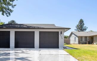 Completely Remodeled 3 Bedroom/1 Bathroom Duplex - Pet Friendly!!