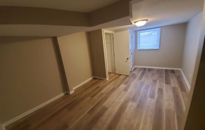 3 beds, 1 bath, $1,395