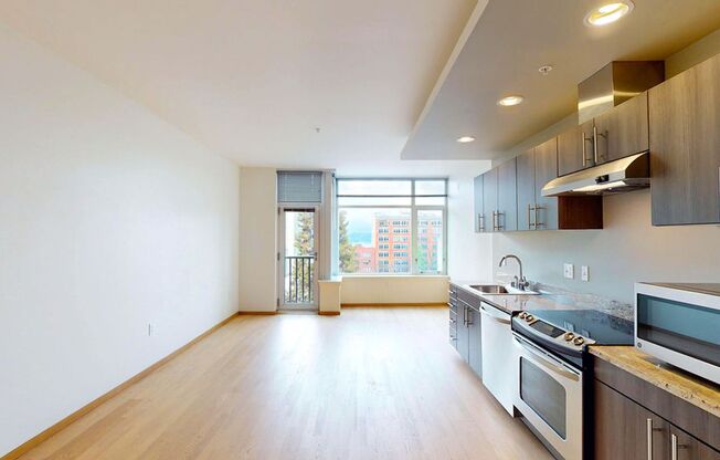 1 bed, 1 bath, 616 sqft, $2,125, Unit 618