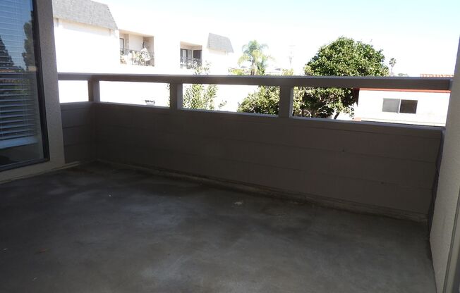2 beds, 2 baths, $3,600, Unit Unit #202