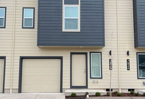 3 Bedroom 2.5 Bath Townhouse