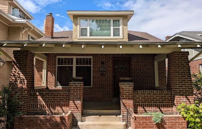 Beautiful 3 Bedroom House right across from City Park