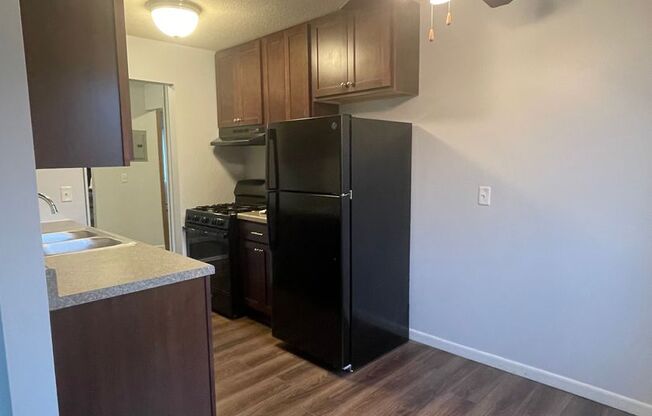 1 bed, 1 bath, 693 sqft, $1,255, Unit 2305
