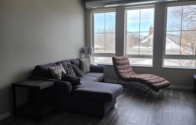 1 bed, 1 bath, 651 sqft, $1,725, Unit 719-304